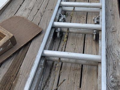Davidson extended ladder 22"
In good working condition