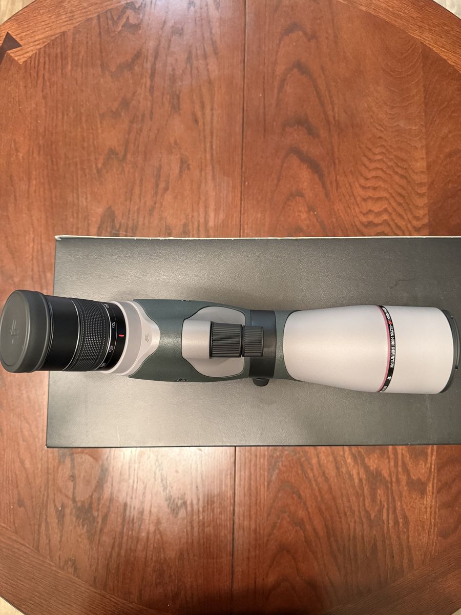 Main image 3
