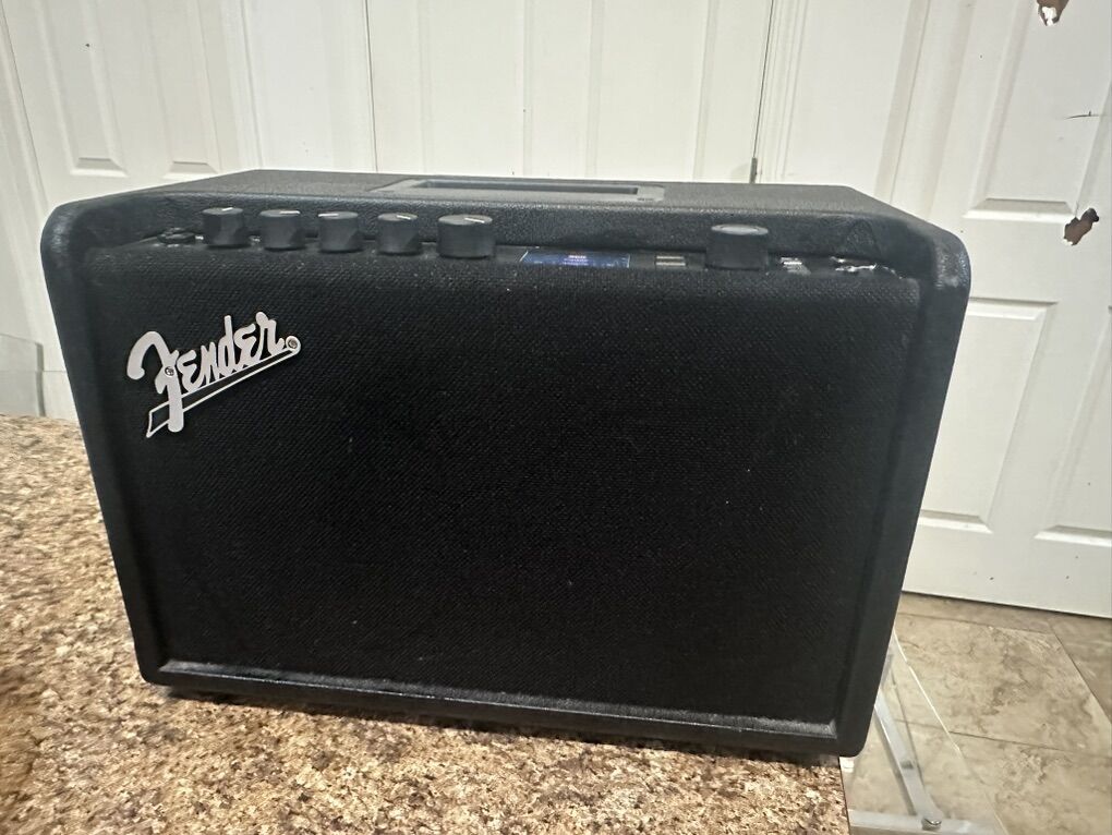 Fender Mustang GT 40 Blutooth Guitar Amp