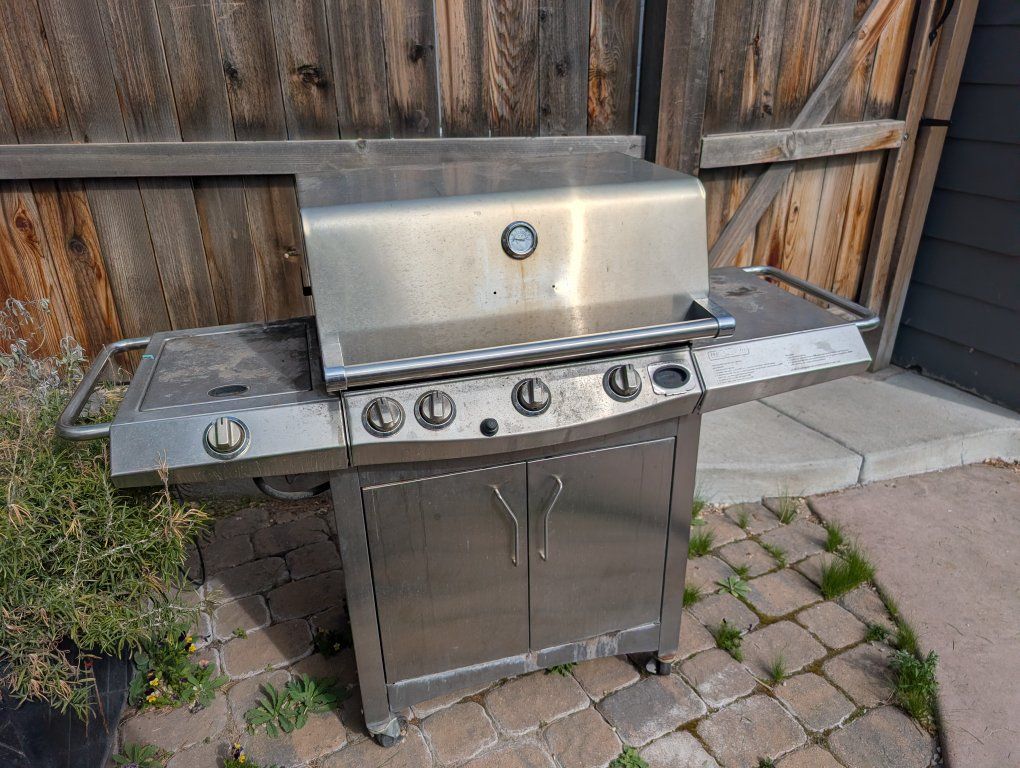 BBQ, Propane Grill, Stainless Steel