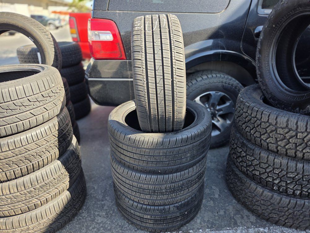 SET OF ROAD CONTROL 245/45R18