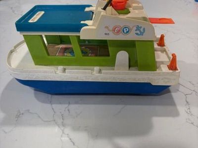 Vintage Fisher Price Little People #985 Houseboat-