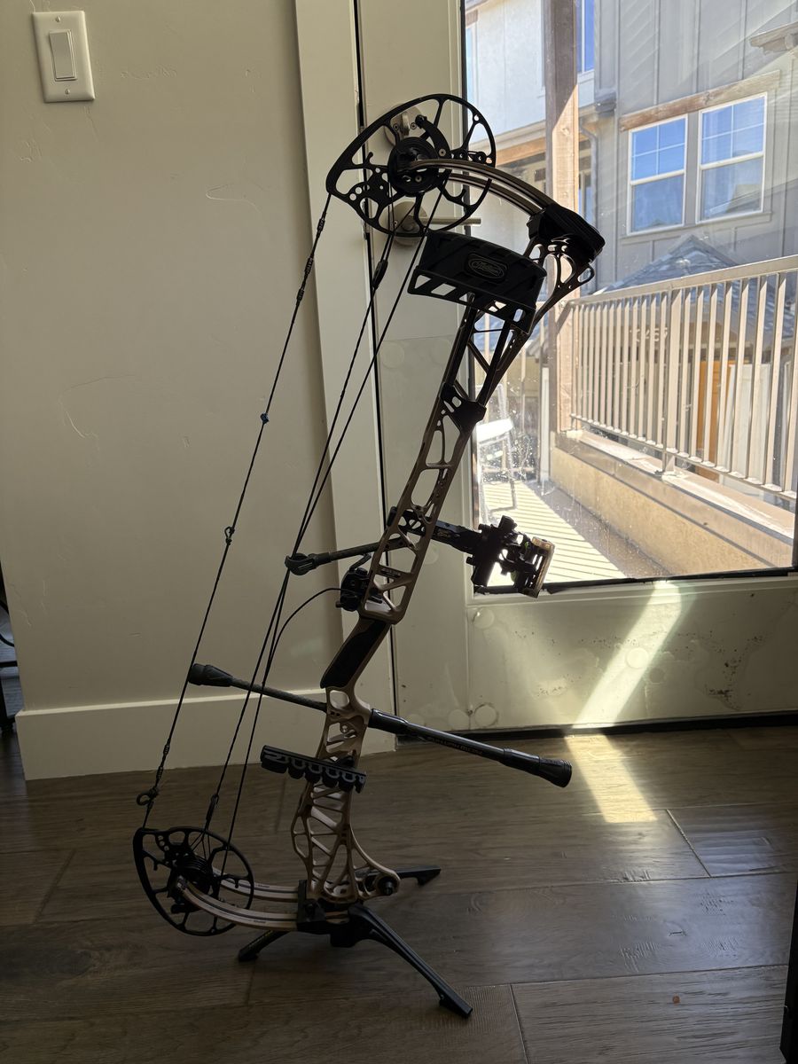 Mathews Lift 33 – Fully Set Up, Ready to Hunt