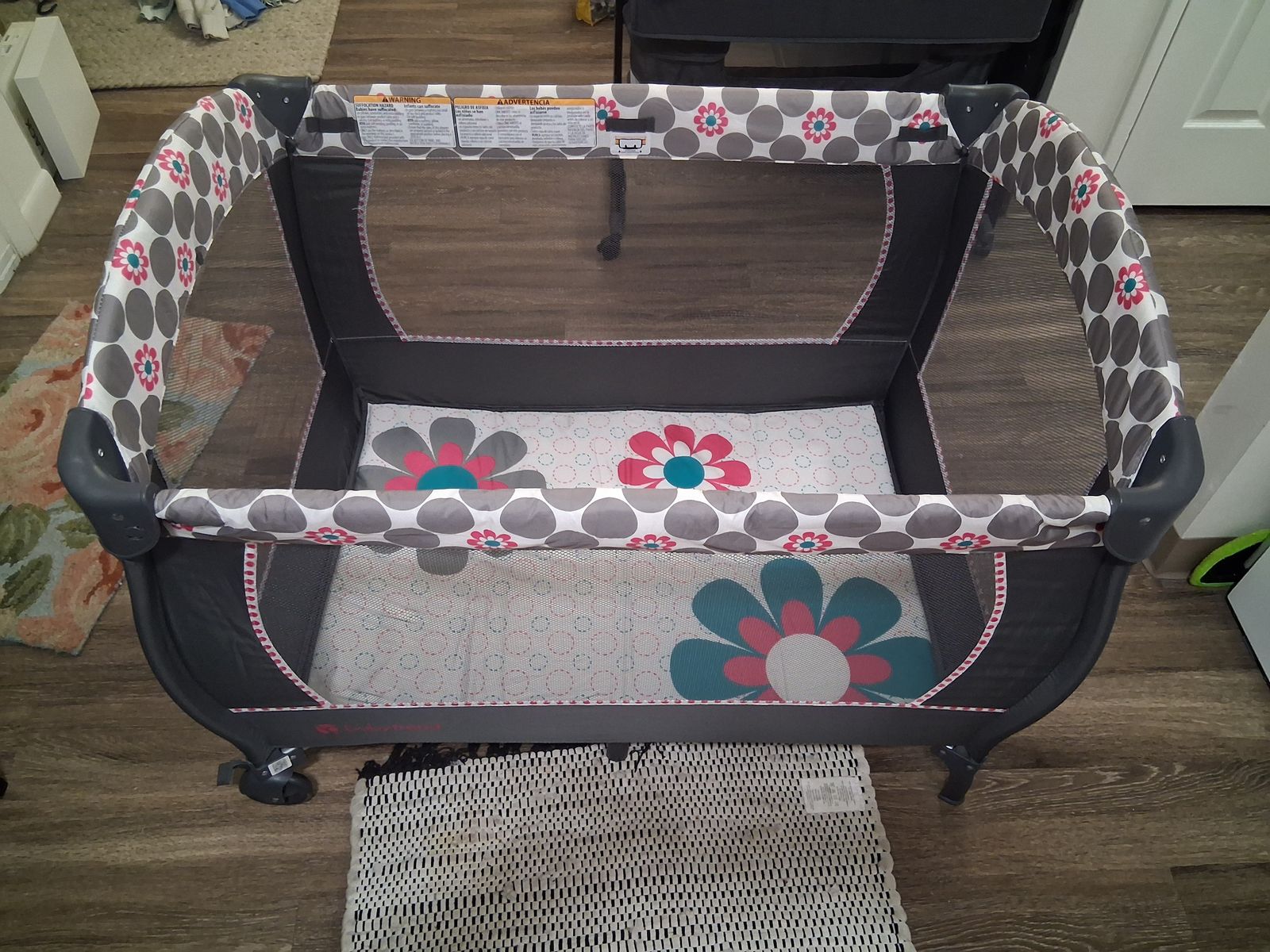 Baby Trend Playard w/ Bassinet & Changing Table - Gray/Pink Floral - Excellent Condition