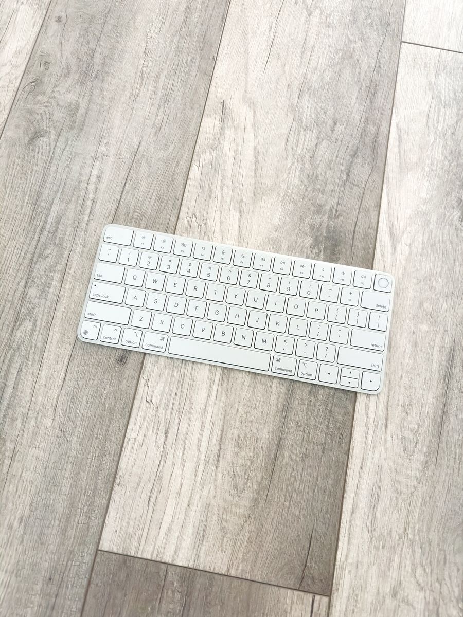 MINT Apple Magic Keyboard with Touch ID A2449