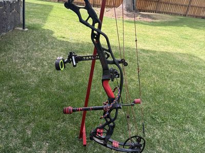 Hoyt Carbon RX-1 Ultra Bow Package – Loaded Setup – $900