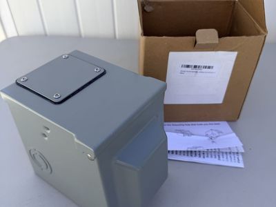 50A RV Outlet Panel NEMA 14l-50R Receptacle - Rainproof Enclosure