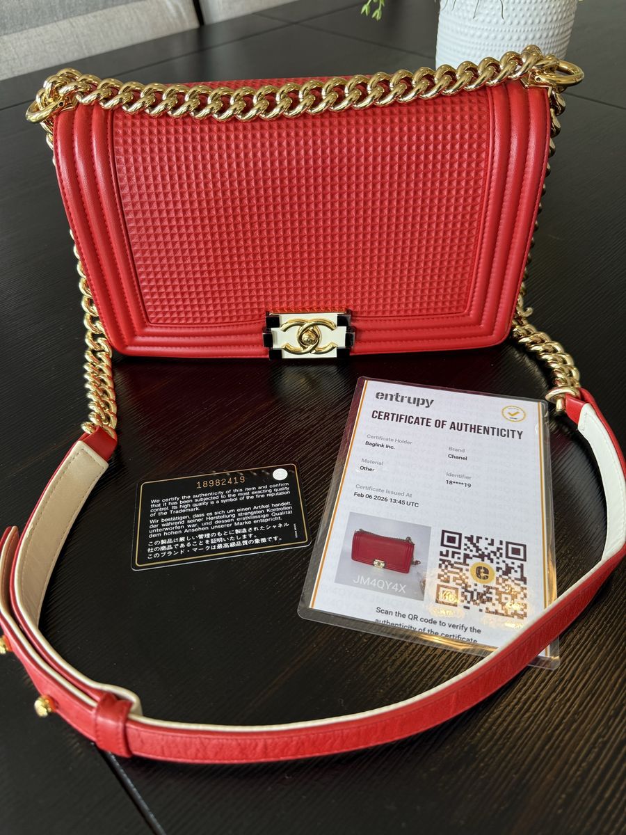 CHANEL BAG WITH BLACK CARD AND COA