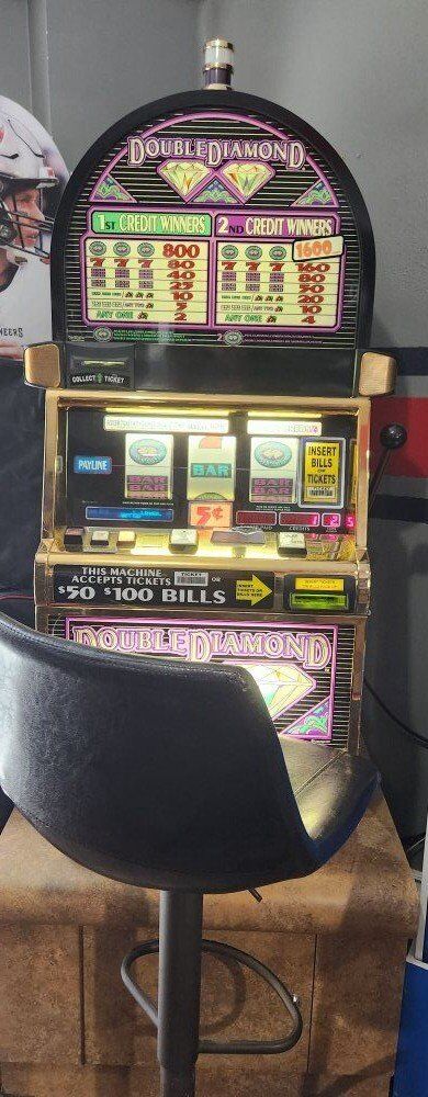 Double Diamond Nickle Slot Machine