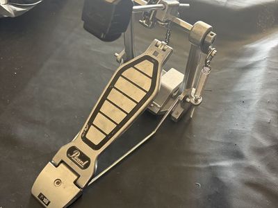Pearl P-100 Bass Drum Pedal