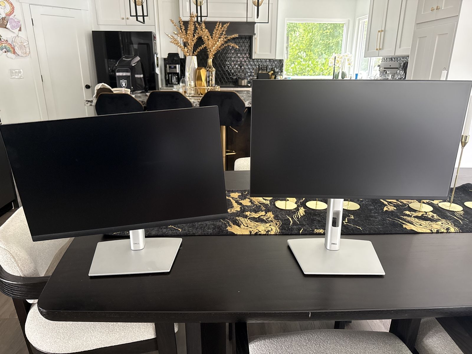 Pair of Dell Monitors, 21.5 inch, 4K UHD, P2222H Model, USB-C Hub, Adjustable Stand
