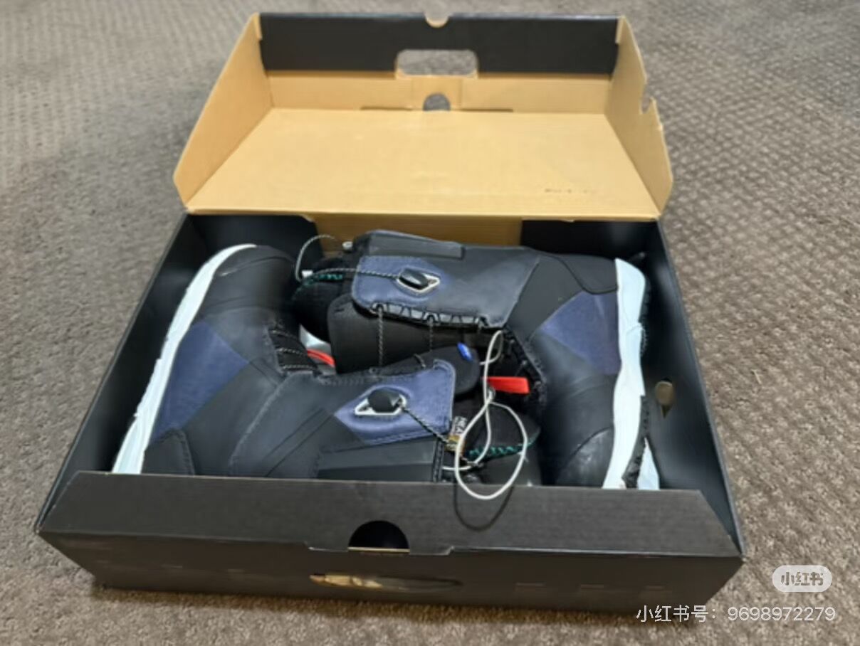 Burton Suprrme US size 5 women snowboard boots