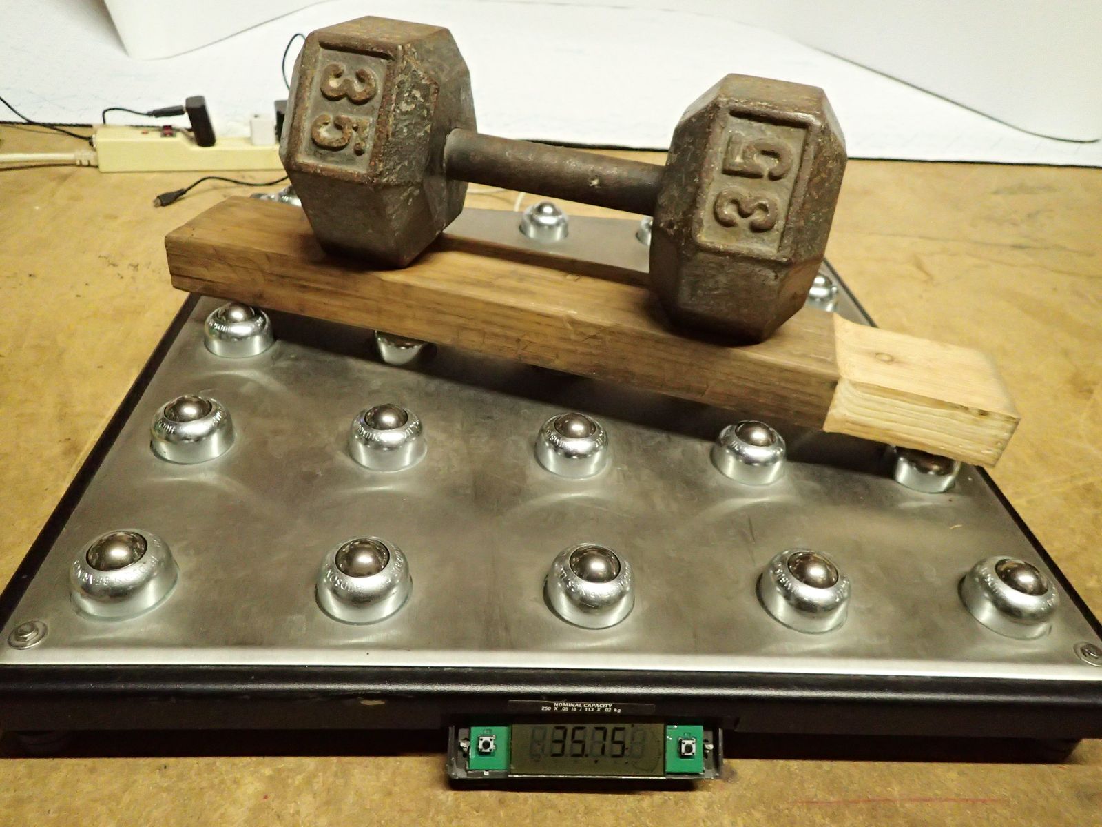 Fairbanks Scales Ultegra Max Roller Top Industrial 250lb Bench Shipping Scale