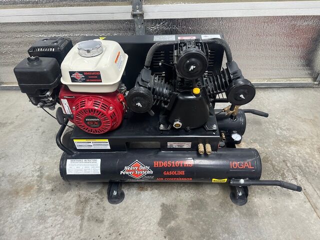 Portable gas powered air compressor