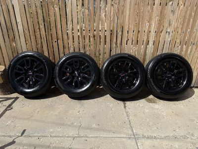 2026 GMC stock wheels and tires with TPMS