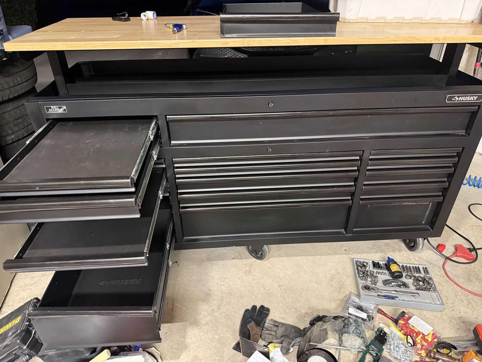 Husky tool chest bench