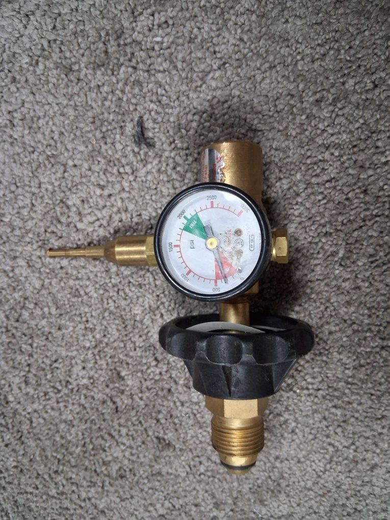 Helium Filling Gauge Valve  Good Condition!