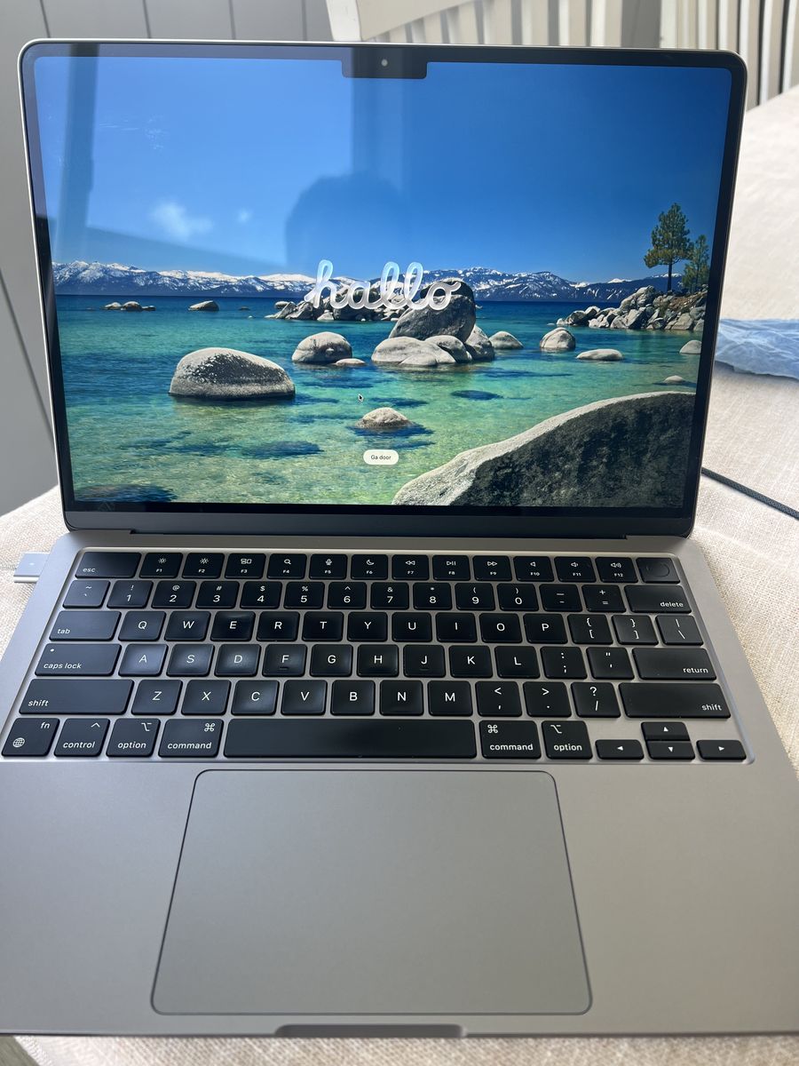 MacBook Air M2