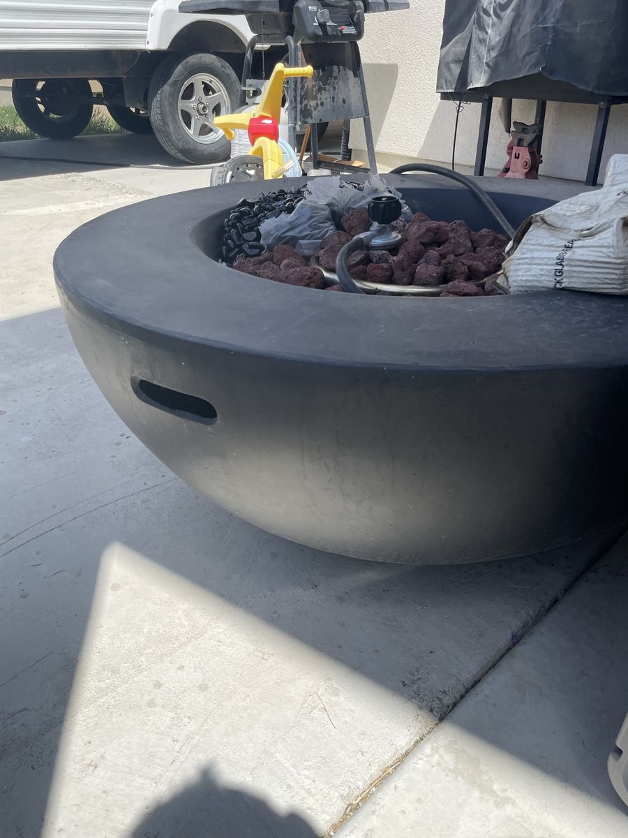 Outdoor Gas Fire Pit Bowl - Black with Lava Rocks