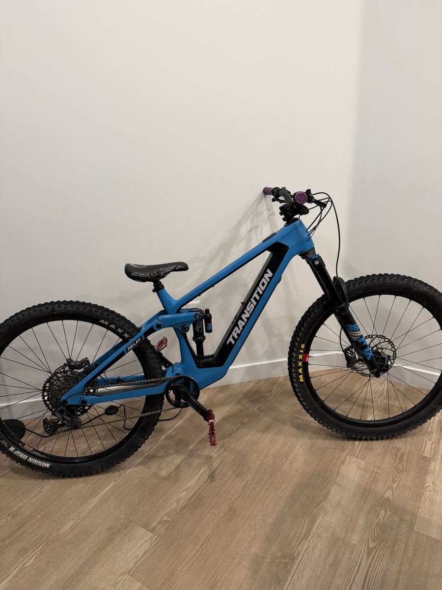 2023 Carbon Transition Relay- size large ebike