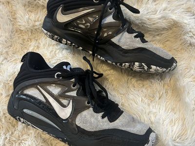 Nike basketball shoes