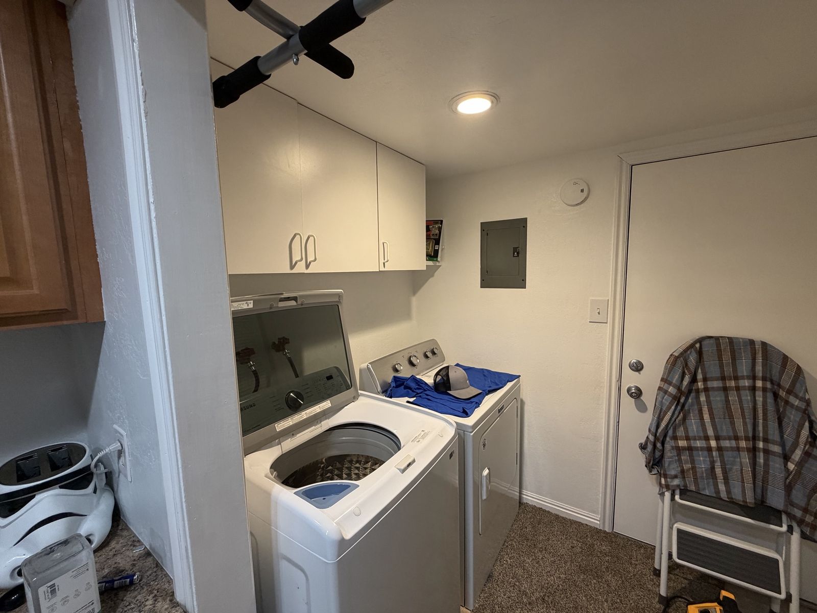 Main image 4