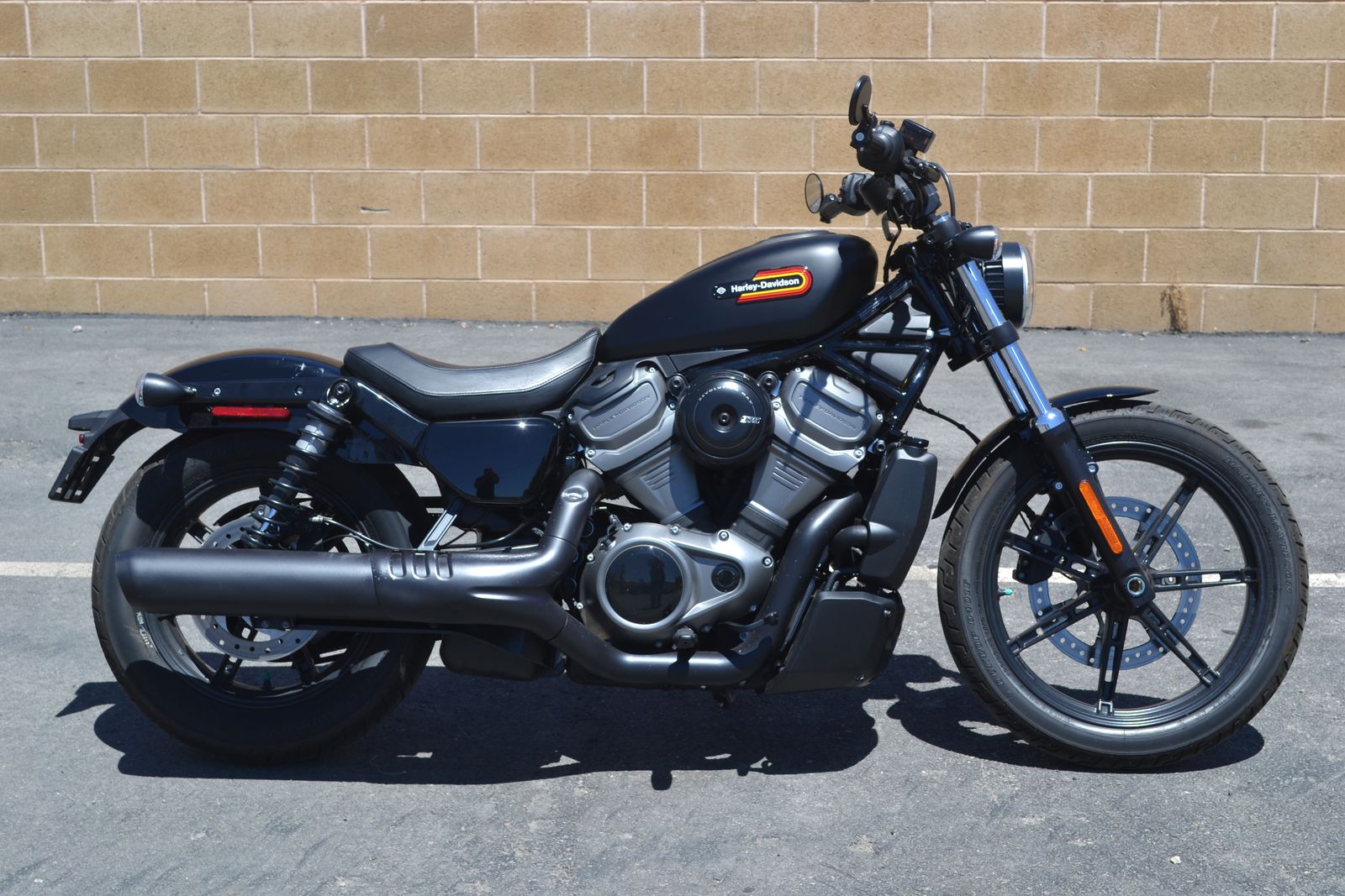 2023 Harley Davidson Nightster 975 - BLOWOUT PRICE - LOW MILES - Sportster RH975