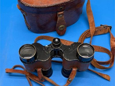 ANTIQUE MILITARY BAUSCH LOMB BINOCULARS W/CASE