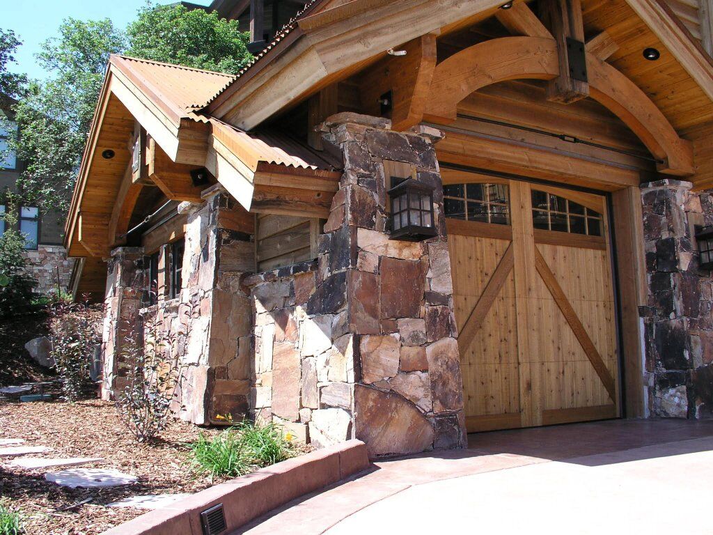 Golden Eagle wall veneer