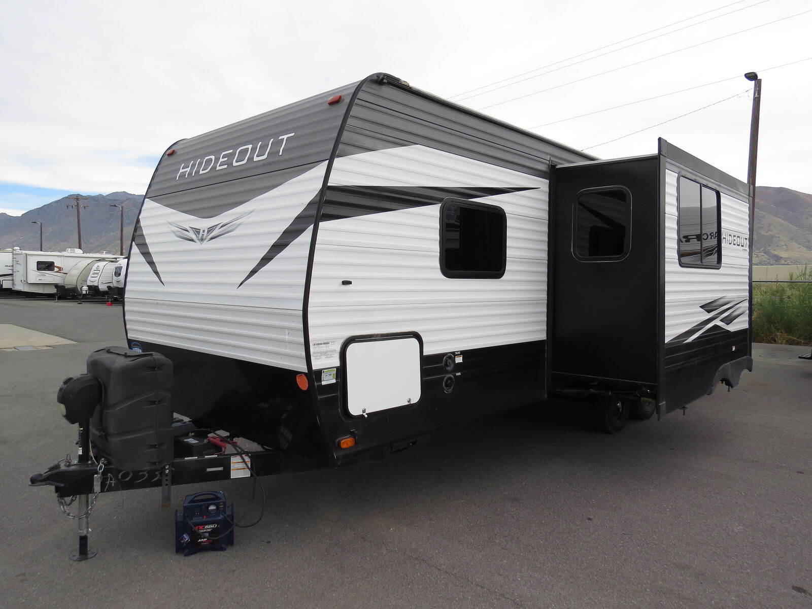 2021 Hideout 24BH (Bunks!) SLIDE!