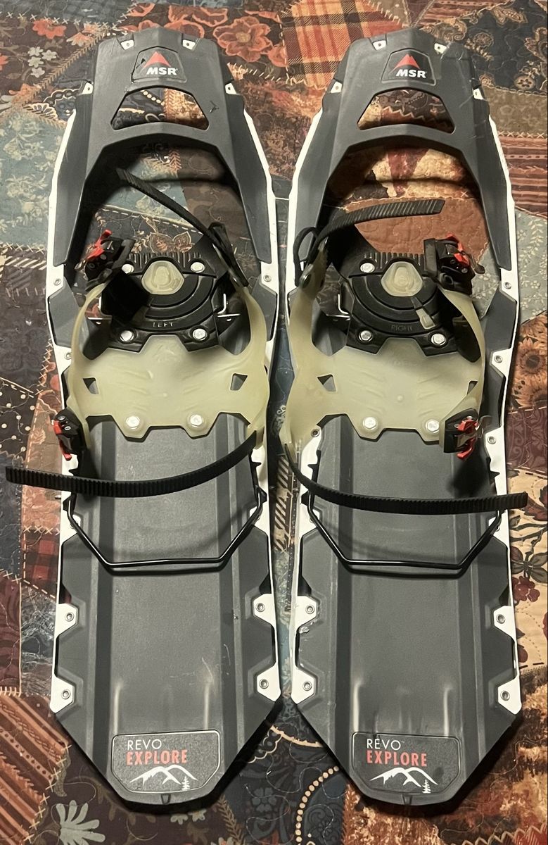 Premium MSR Revo Explore 25” Snowshoes - Great Condition