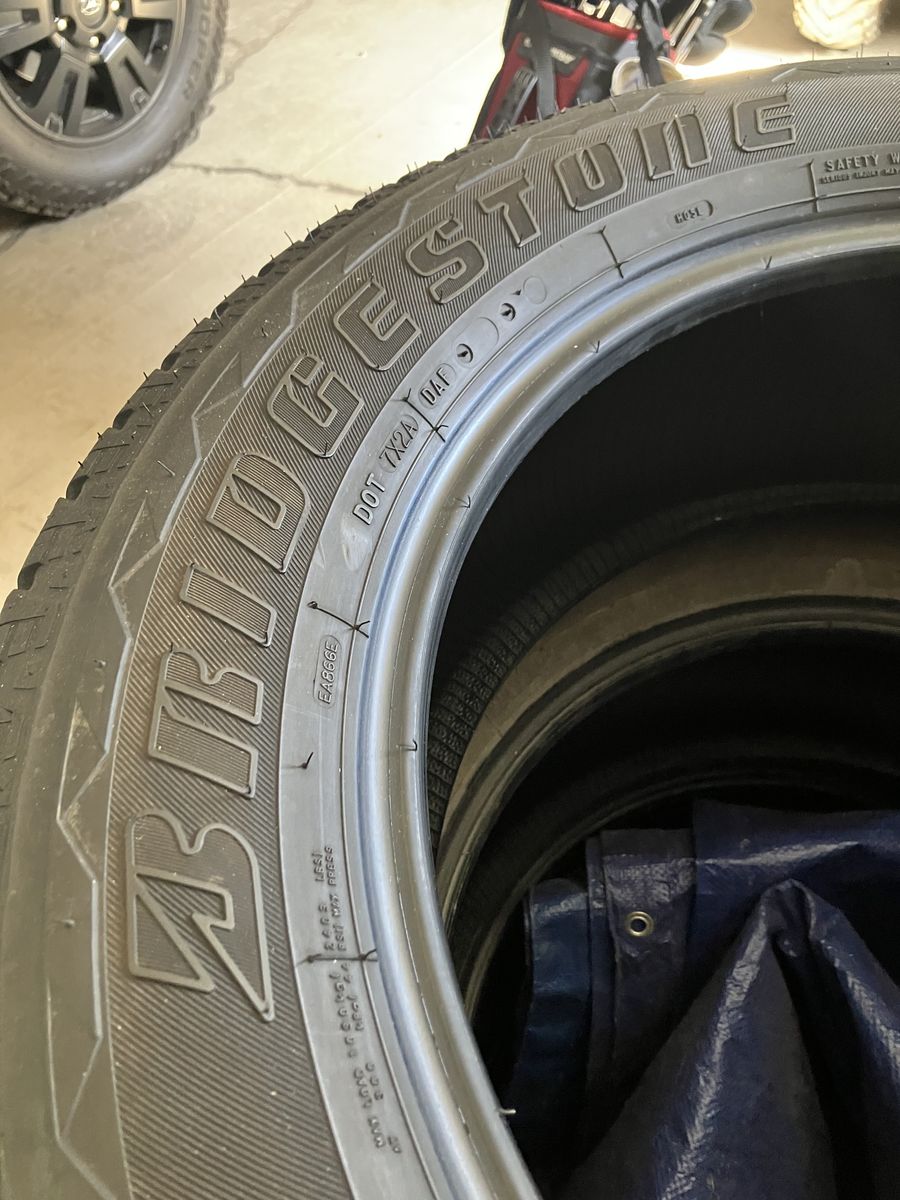 Bridgestone Dueler H/L Alenza P275/55R20 All-Season Tires - Set of 4, Excellent Condition