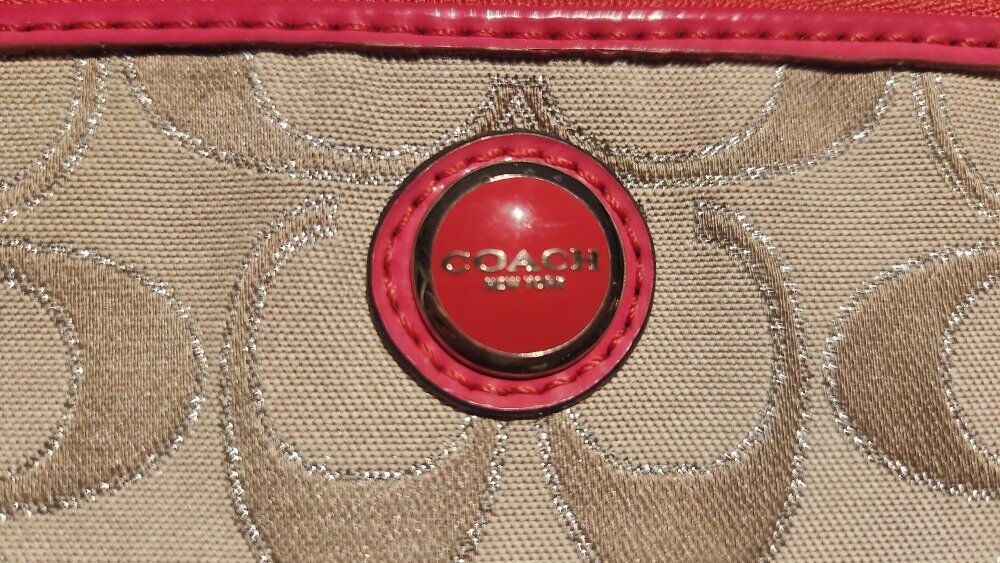 Coach Wallet -Authentic