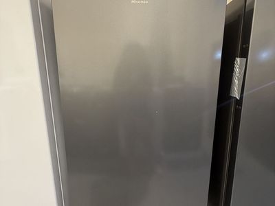 Hisense 17 Cu. Ft. Garage Ready Frost Free Convertible Upright Freezer with Seal Break Handle