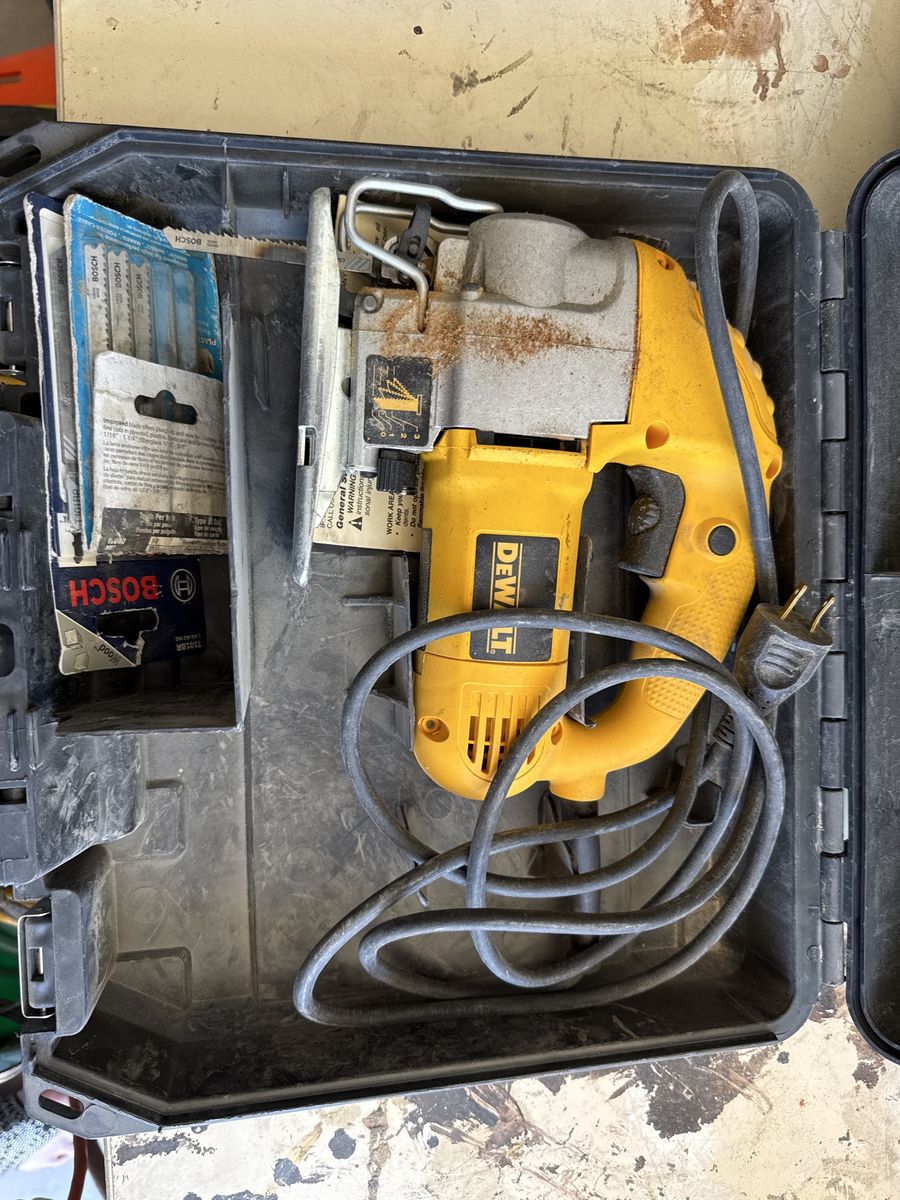 DEWALT Corded Jigsaw with Case & Bosch Blades - Powerful, Reliable Woodworking Tool