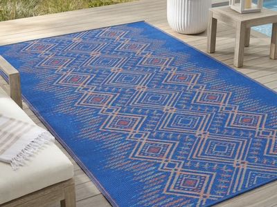 Outdoor Rug (New) 5' X 8'