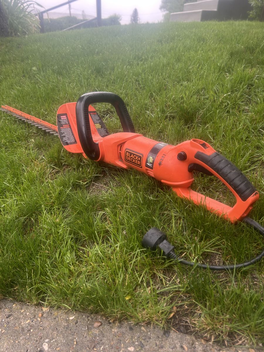 Black and Decker Hedge Trimmer