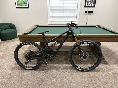 2024 YT CAPRA