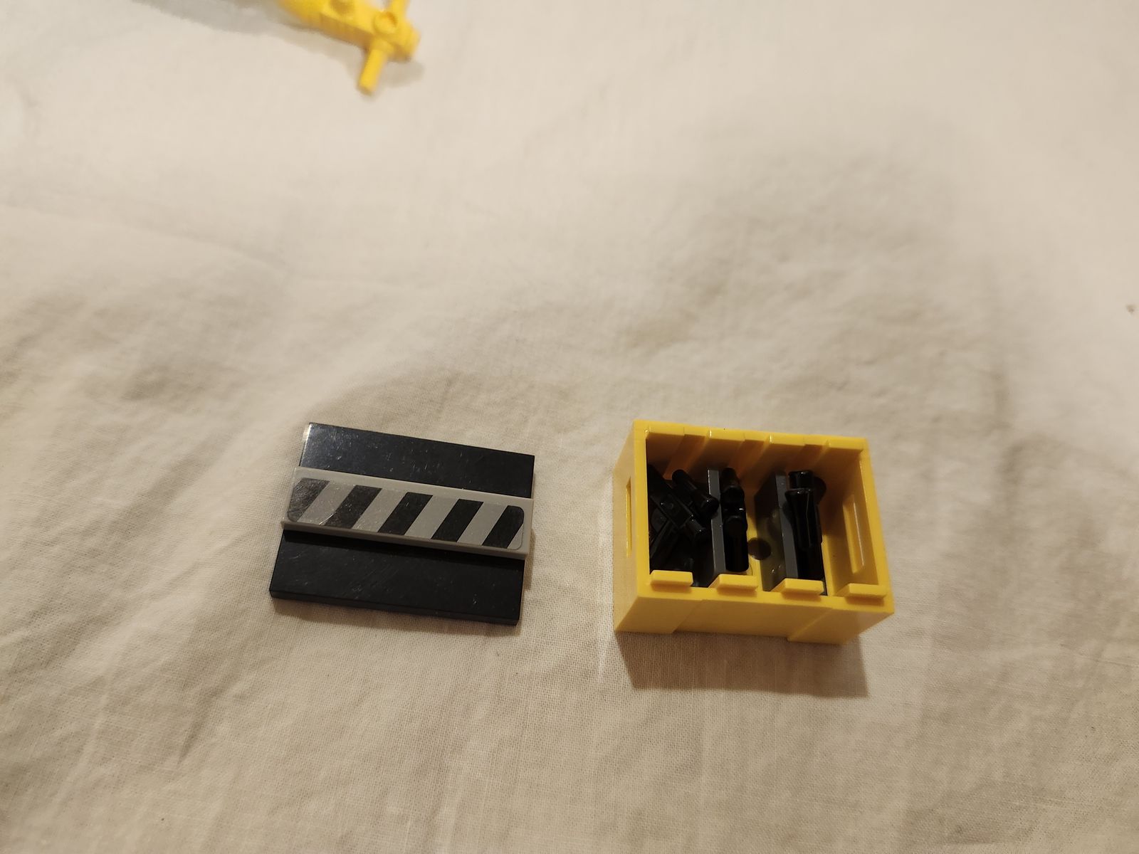 Main image 6