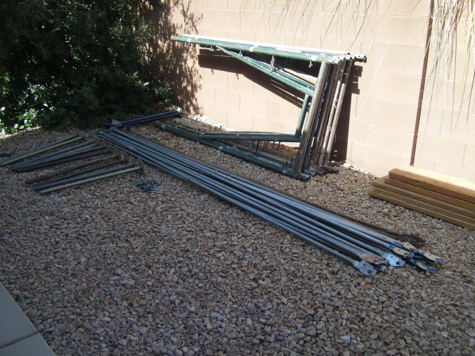 walk thru scaffolding