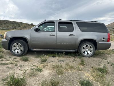 2012 GMC Yukon XL 4WD – Leather – Heated Seats – Cold A/C – Needs Transmission