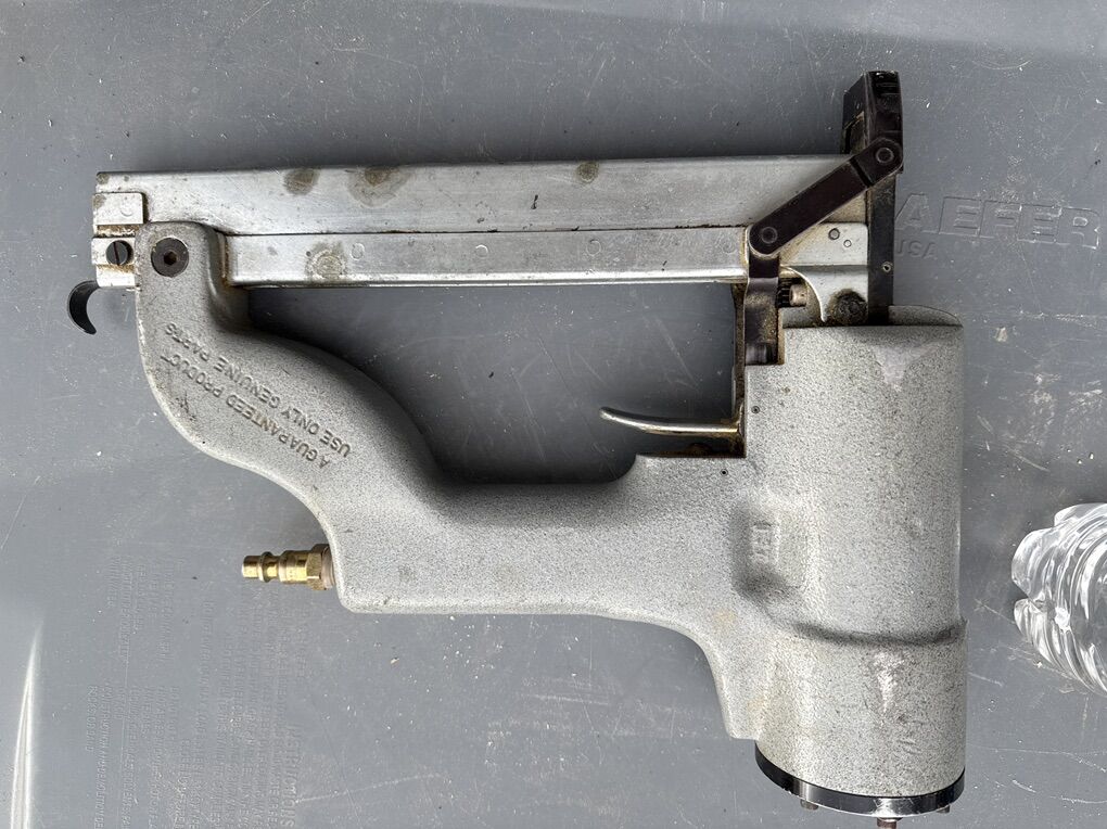 Senco 1/4 Staple Gun Model K