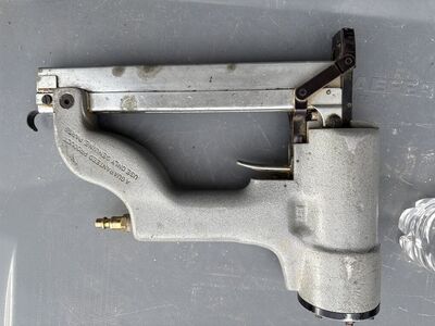 Senco 1/4 Staple Gun Model K