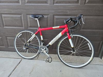 Motiv Vortex Road Bike - Red & White, Shimano Components, Drop Bars, 27-inch Wheels