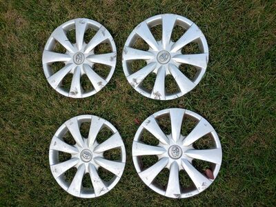 2010 Toyota Corolla 15 hubcaps