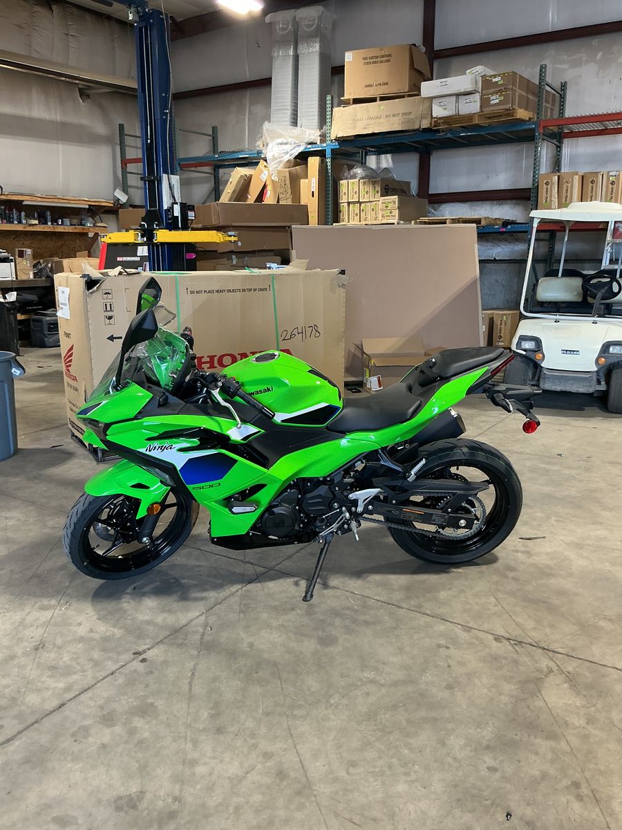 2026 KAWASAKI Ninja 500 SE ABS Lime Green - W80625