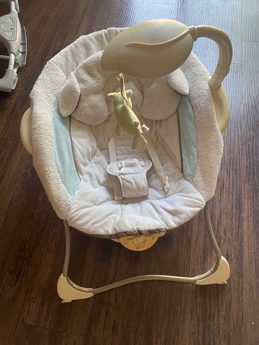 Fisher-Price My Little Lamb Platinum II Deluxe Infant Rocker Bouncer Seat
