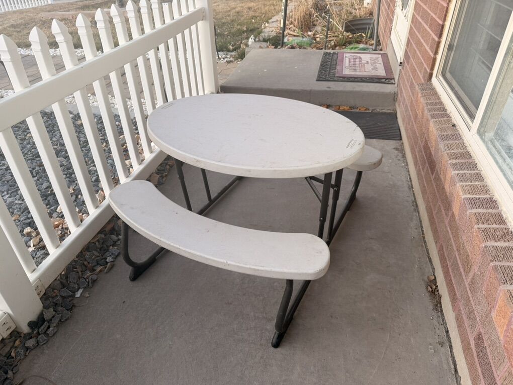 Lifetime Kids Outdoor Table