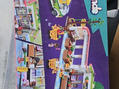 Lego Friends Organic Grocery Store
