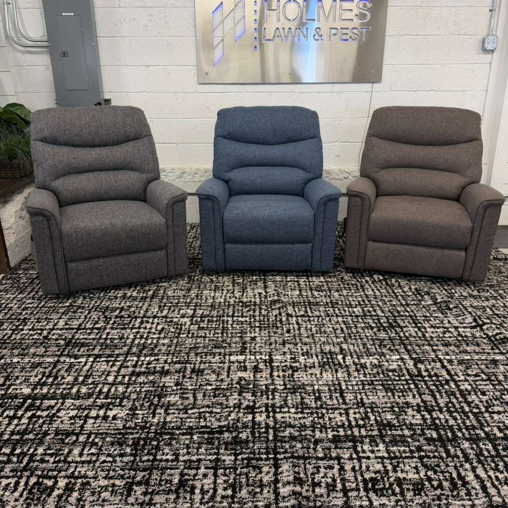 COSTCO THOMAS FABRIC LIFT CHAIRS!! **THEY DO NOT RECLINE**